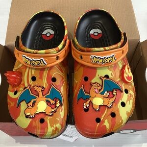 Crocs x Pokemon Charizard Classic clog Youth 210259-001 Size J5 New With Box
